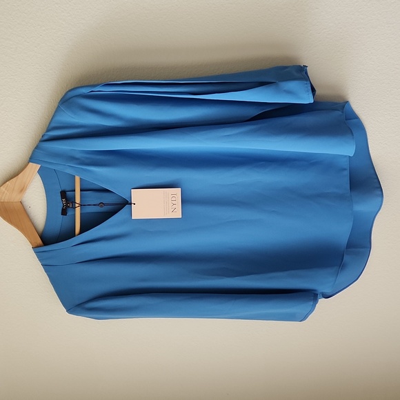 NYDJ the Charming Top Parisian blue blouse NWT Sz S 3/4 sleeve pleated flowy - Picture 1 of 16